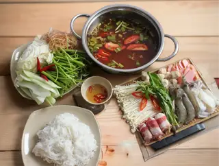 Lẩu Thái Chua Cay size vừa - 249.000 ₫ tại Bún Thái & Lẩu Cá Đuối - Huỳnh Tấn Phát