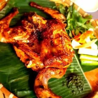 Gà nướng muối ớt - 120.000 ₫ tại A Mập - Chuyên Gà Nướng & Lẩu Gà Ớt Hiểm - Nguyễn Thị Thập
