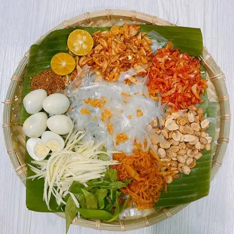 Hình ảnh Bánh Tráng Trộn Kim Ngân