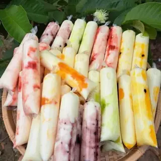 Sữa Chua vị trái cây nhà làm - 8.000 ₫ tại Bánh Mì Kebab Thổ Nhĩ Kỳ Minh Châu - Ao Đôi