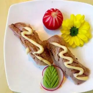 SUSHI TUNA ITAME - Cá ngừ khè - 43.000 ₫ tại Sushi Tokyo Deli - Sashimi, Sushi & Udon - Bùi Đình Túy