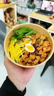 Hình ảnh Cuốn Trứng Lòng Đào Lắc Tóp Mỡ Khô Bò