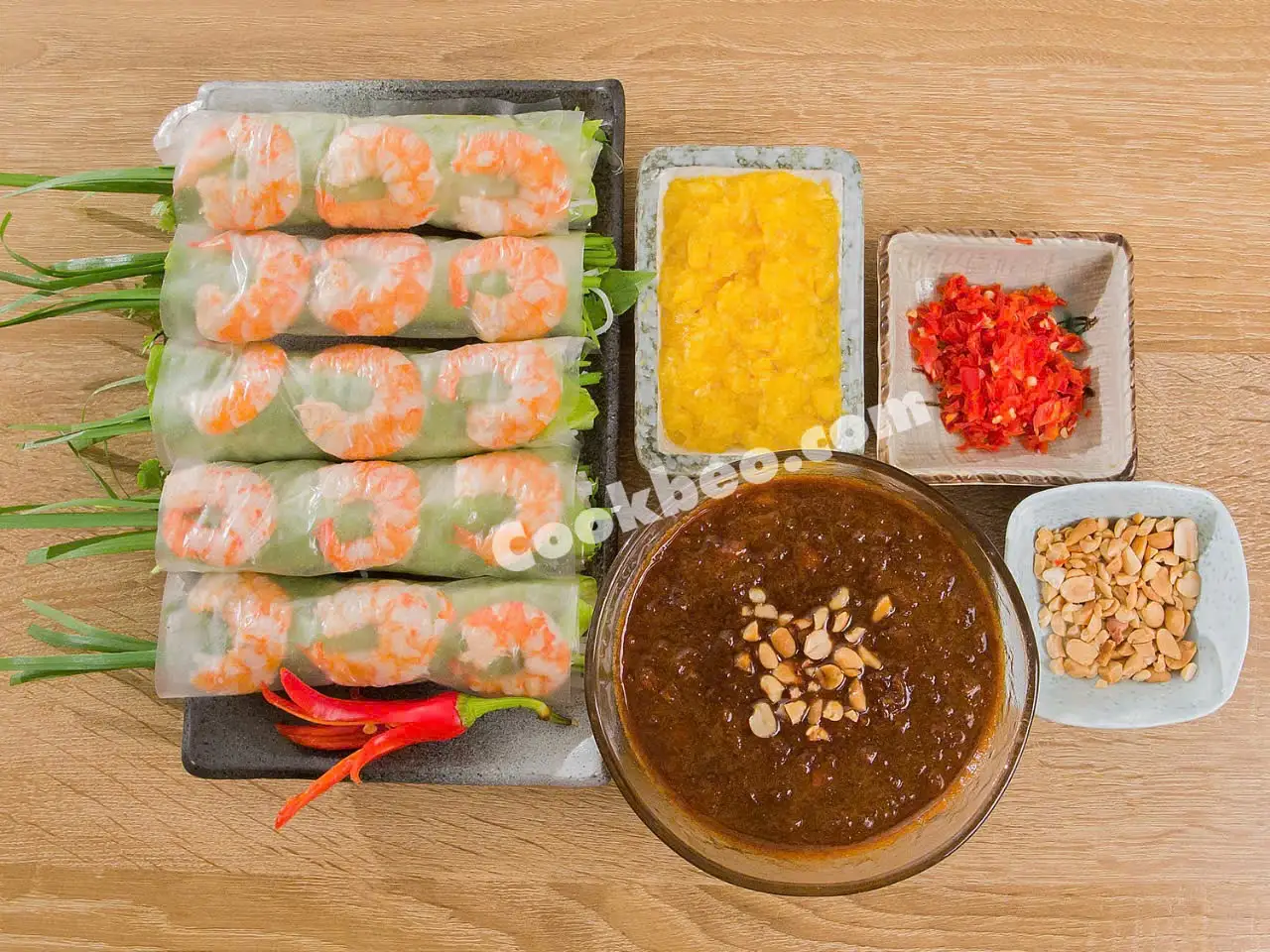 5 cuốn ko rau,ko giá,ko hẹ( tôm hay tôm thịt hoặc tai heo) - 55.000 ₫ tại Baby Gỏi Cuốn, Bún Mắm Nêm & Bún Bì Chả Giò - Lê Văn Lương