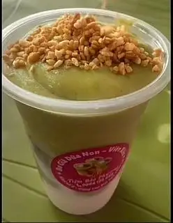 Hình ảnh Bơ già dừa non