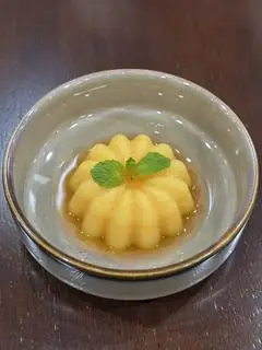 Bánh pudding trứng - 39.000 ₫ tại Lao Lu Guan - Quán Kho Xưa - Lý Tự Trọng