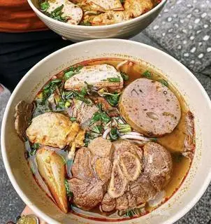 Đặc Biệt nạm chả - Giò heo - 67.000 ₫ tại Bún Bò, Điểm Tâm - Nguyễn Văn Đậu