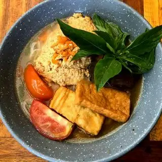 Bún riêu cua huyết - 39.000 ₫ tại Phượng 22F - Bún Riêu Và Canh Bún Bạch Tuộc - Nguyễn Thị Tần