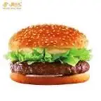 Hamberger Bò - 30.000 ₫ tại Bánh Mì Hà Nội - Trương Quốc Dung