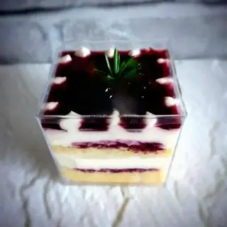 Cheesecake việt quất - 29.000 ₫ tại Quán Chay & Bánh Nhà Bò - Võ Văn Kiệt