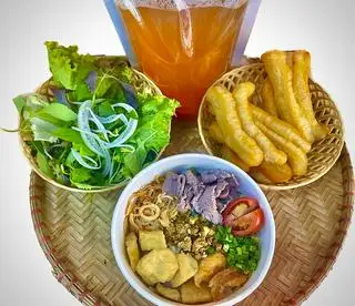 Bún Riêu Bò - 75.000 ₫ tại Bún Ốc Sườn Cô Sáu - Hai Bà Trưng
