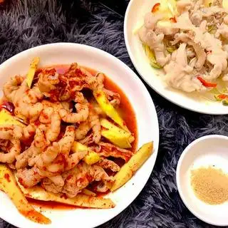Hình ảnh Combo 1 Chân Gà Rút Xương Ngâm Sả Tắc và 1 Chân Gà Rút Xương Trộn Sốt Thái mix Cóc hoặc Xoài