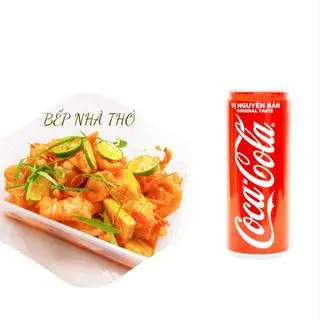 Hình ảnh Combo 01 chân gà rút xương sốt thái M+ 01 Coca
