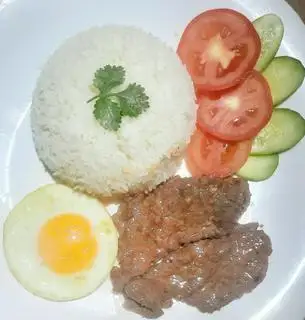 CƠM BÒ BÍT TẾT TRỨNG - 50.000 ₫ tại Bếp Cô Chanh - Võ Văn Tần