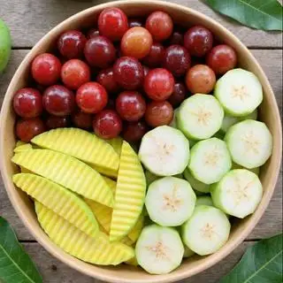 Com bo tự chọn 3 loại trái cây - 1.000 ₫ tại TP Fruit - Trái Cây Gọt Sẵn - Hoàng Ngọc Phách