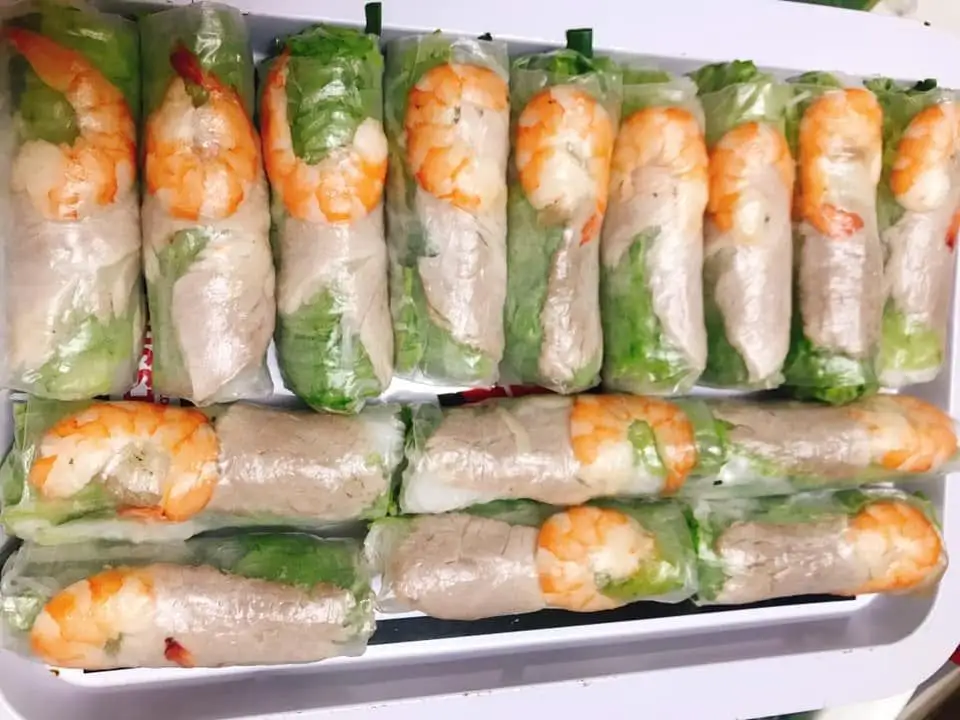 gỏi cuốn tai heo + tôm....2 cuốn  - 29.000 ₫ tại 148 - Bún Mắm Nêm & Gỏi Cuốn - Trần Đình Xu