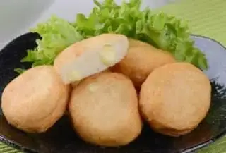 đậu hủ phô mai - 2 viên - 18.000 ₫ tại Sumi - Cá Viên , Mì Cay & Ăn Vặt Đêm - Tôn Đản 