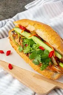 Hình ảnh Bánh mì thập cẩm