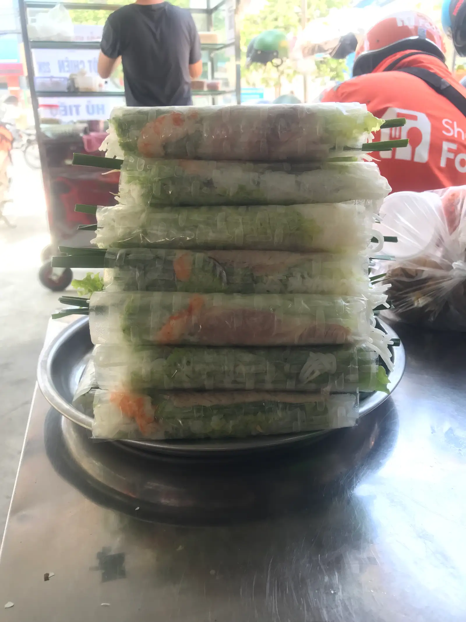 Gỏi cuốn thịt - 12.000 ₫ tại Cherry 878 - Cơm Chiên & Bột Chiên - Cách Mạng Tháng Tám