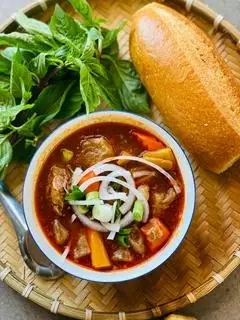 Bò kho + bánh mì - 60.000 ₫ tại Trúc Vân - Phở Vị Bắc - Đường Số 3