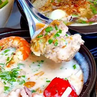 Bánh Canh Nước Cốt Dừa Truyền Thống - 60.000 ₫ tại Bánh Canh Thố Nước Cốt Dừa - Nguyễn Duy Trinh