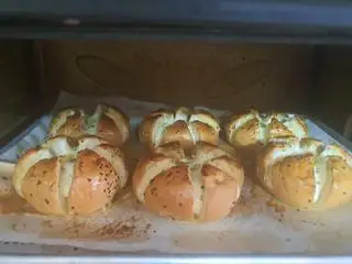 Hình ảnh Bánh mì bơ tỏi phô mai