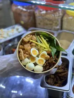 Hình ảnh Bánh Tráng trộn tùm lum