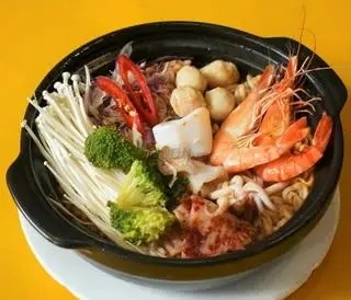 Hình ảnh Combo mỳ cay  thực cẩm + pepsi+trà tắc +trà chanh ( tùy chọn 1 trong 3 loại)