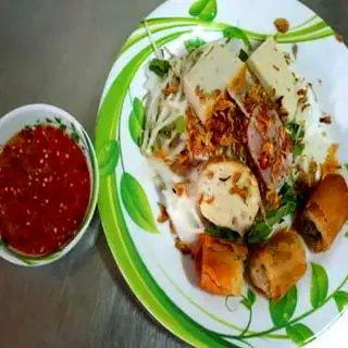 Bánh ướt - 47.000 ₫ tại Xuân - Cơm Tấm & Bún Thịt Nướng - Chợ Tân Mỹ