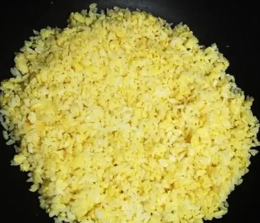 Cơm thêm (Hộp) - 16.000 ₫ tại Cơm Gà Xối Mỡ Bon Bon - Trần Xuân Soạn