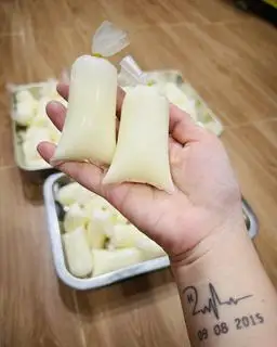 Sữa chua bịch nhà làm - 6.000 ₫ tại Gấu Nhím Măm Măm - Bún Thịt Nướng, Cơm Tấm & Bún Nước Tương - Quang Trung