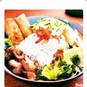 Hình ảnh bún thịt nướng bì chả giò