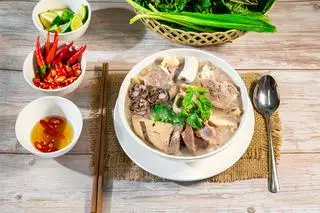 Cháo lòng - 42.000 ₫ tại Cháo Lòng Má Heo Cây Sung - Đường Số 4
