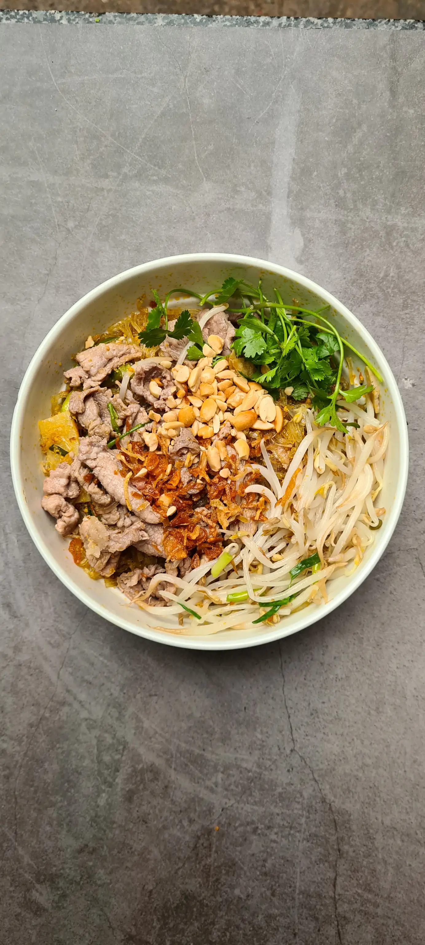 Hình ảnh Miến Trộn Gà Thập Cẩm