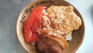 Hình ảnh Xôi thịt kho - chả cốm - lạp xưởng