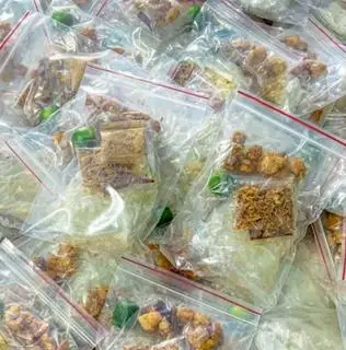 Hình ảnh Bánh tráng tóp mỡ 