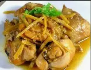 CƠM GÀ KHO GỪNG - 50.000 ₫ tại Cơm Tấm Sườn Nướng & Trà Sữa Quận 5 - Phùng Hưng