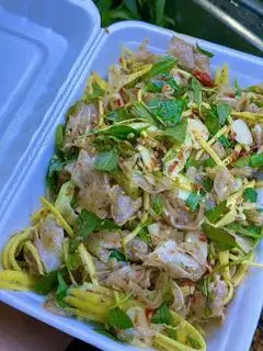 Hình ảnh Tré trộn tai heo đặc biệt
