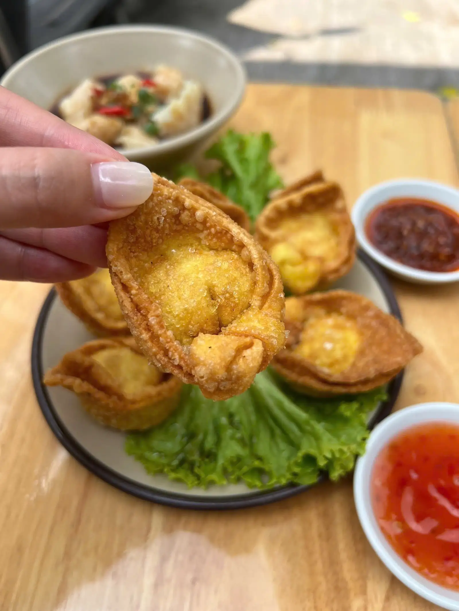 Hình ảnh Hoành thánh chiên giòn