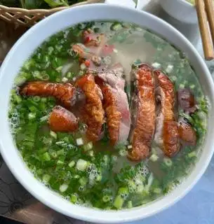 Hình ảnh Phở đùi vịt