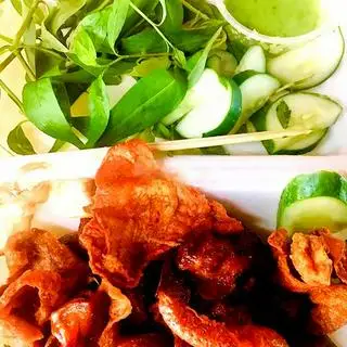 Combo 200gr da + 100gr mề gà chiên giòn - 50.000 ₫ tại Da Gà Chiên Giòn 004 - Nguyễn Thượng Hiền