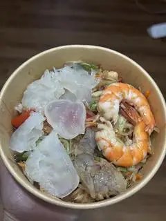 Hình ảnh Đu Đủ Mắm Thái 3 tôm mix sứa 