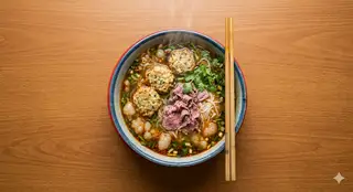 Bún Bò Tái Chả Cua - 60.000 ₫ tại Bún Bò Mỡ Nổi Cô Mai - Âu Cơ