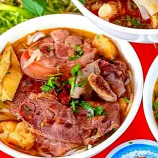 Bún Bò Đặc Biệt Đầy Đủ  - 89.000 ₫ tại  Bún Bò Huế Ngõ Xưa - Chung Cư Nguyễn Thiện Thuật