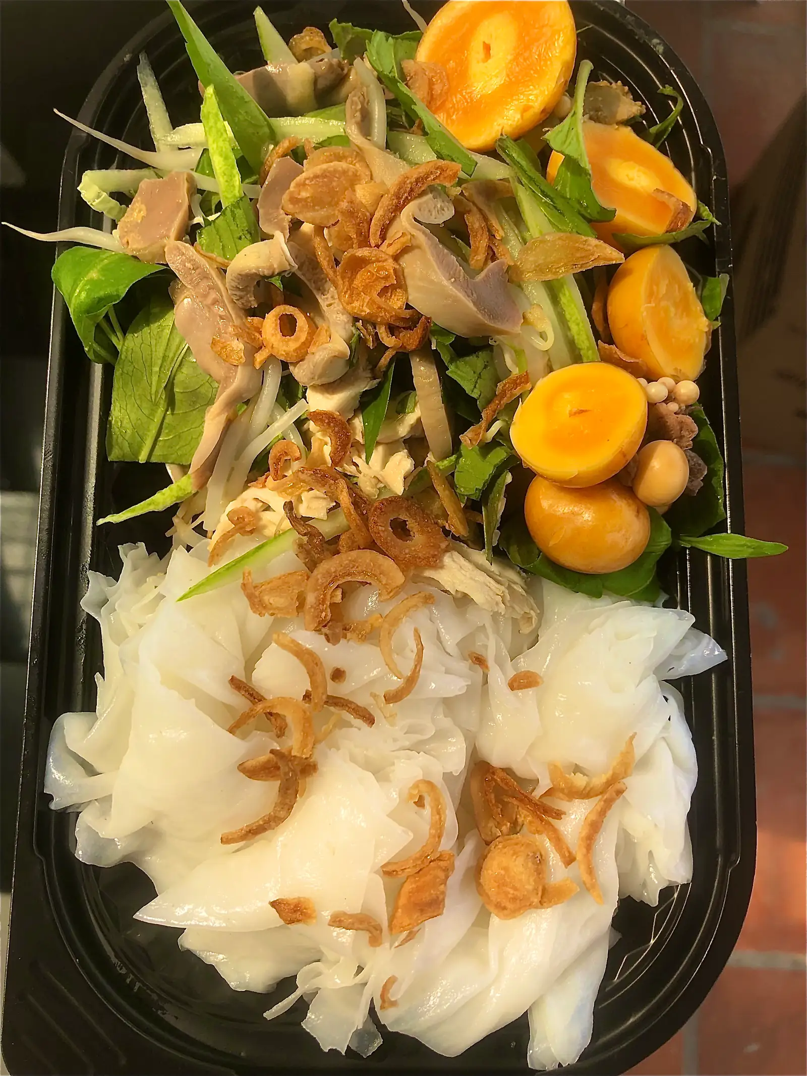 Bánh ướt lòng gà full topping - 44.000 ₫ tại Bánh Ướt Lòng Gà Tân Phú - Bùi Xuân Phái