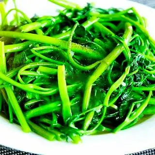 Rau muống xào tỏi - Stir-fried morning glory-garlic - 30.000 ₫ tại Bò Né Nano - Quốc Hương