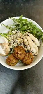 Hình ảnh Mì Hến - Chả Ốc - Ốc Móng Tay