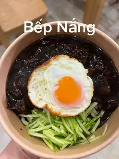Hình ảnh Mì tương đen truyền thống