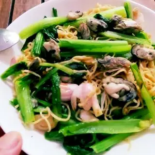 Mì xào hàu - 45.000 ₫ tại Bánh Hỏi Cháo Lòng Bình Định - Đường Số 8