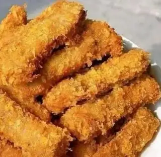 Nem Chua Rán (2 cây) - 19.000 ₫ tại Mì Cay SamYang - Gà Rán & Mì Trộn - Đoàn Văn Bơ