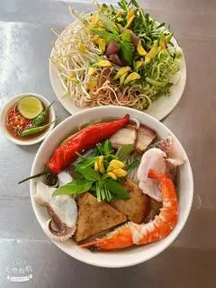 Bún mắm tô đặc biệt - 110.000 ₫ tại Bún Mắm & Lẩu Mắm Cô Tư 257 - Huỳnh Mẫn Đạt